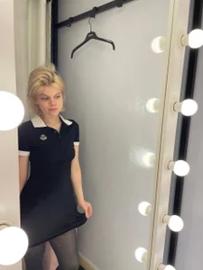 EllieMurler mirror Pic 2