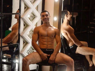 Tysson_Becksford Public  7. fénykép