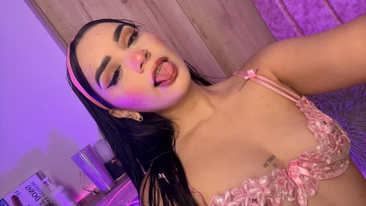 laana_foxx kullanıcısının Lana sexy pink 💗 albümü -  4 fotoğraf