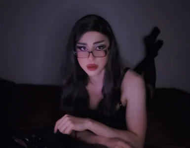 AliceSparkle13 Office lady Bilde