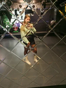 Rebecca_Kelly Public Pic 3