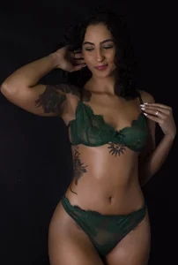 agatha_collins_: Accompany me to celebrate st patrick's day ( 3 фото)