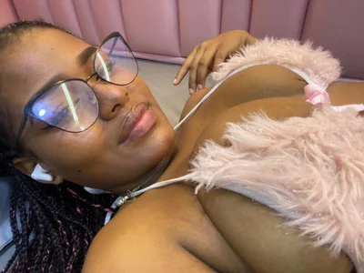 mafe_garcia come and lie on my tits daddy 🍒😵 Foto