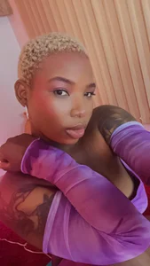 KenyaMystic Purple looks good on me? Pic 4