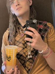 BlondeyMiyMiy Public Pic 8