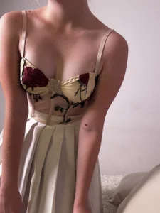 Rose_Wellsss mew 2 Foto 3