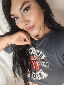 sandydusk If u wanna see moire about me  3টি ছবি