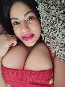 blowjobhorny25 SEXY PERLA Poză 2