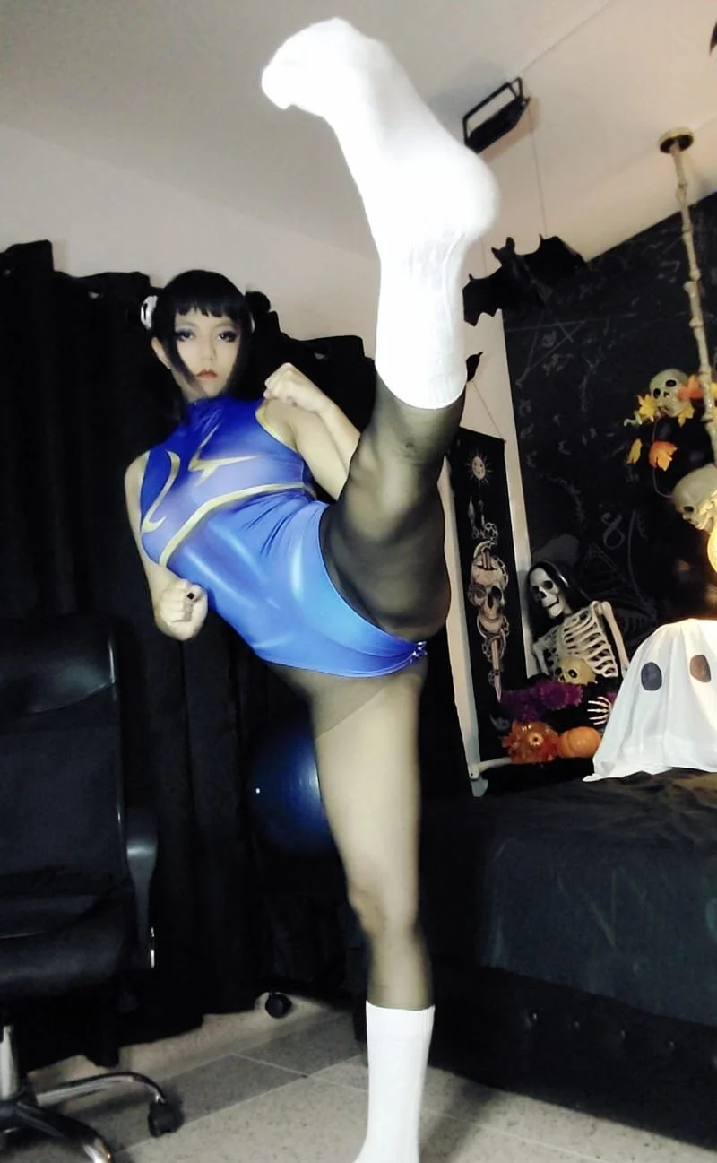 AlexHoe_ Halloween Costumes 2026 - {count, plural, one {תמונה אחת} two {שתי תמונות} many {# תמונות} other {# תמונות}}