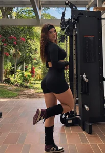 Salomethompson- GYM😮‍💨 صورة واحدة|Salomethompson- GYM😮‍💨 صورتان|Salomethompson- GYM😮‍💨  صور|Salomethompson- GYM😮‍💨  صورة