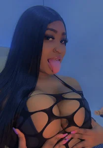 KimberlyBigBoobsのBeautiful moonの 2枚の写真