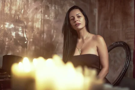 MiriamDelyn Just me รูป  2