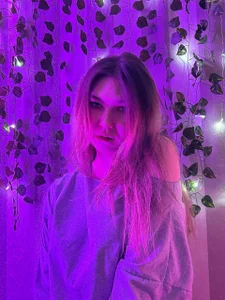 cheeky_cherry_ Public Pic 4