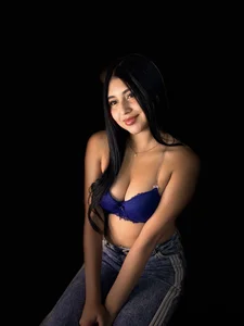 zoe_669 💙 Billede 3
