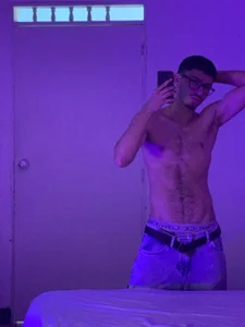 Jaxon_Carter It's hot, don't you think? 사진 2