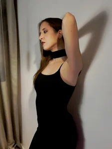 Lana__and__Jana Lana🧛 Pic 3