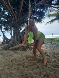 Liana_MilfHotjungle nymph Bild