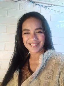 Mia-Velasquez Public Bilde 2