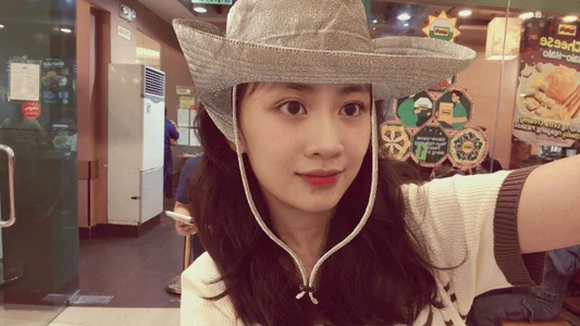 NonaSheirich Public Pic 2