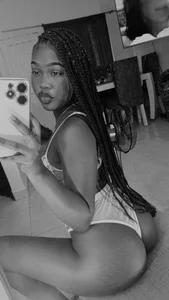 ThianaGarcia very natural ♥ Gambar