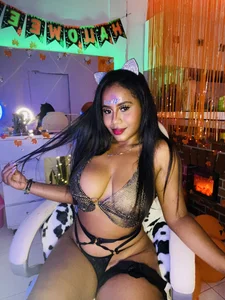 AlisonHoot69 ✨ Pic 9