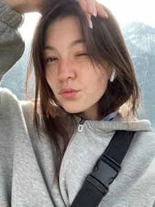 Emily_Eyler Public зображення 5