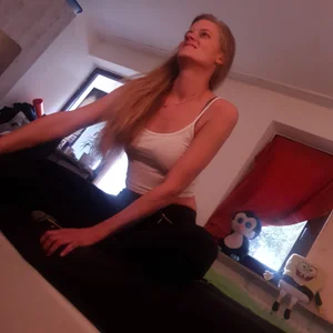 MuFuMilf Public Pic 3