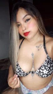 Emily_Lit A SEXY GIRL Pic 3