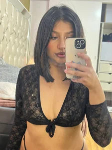 Zaray_Rose: Public ( 4 фото)