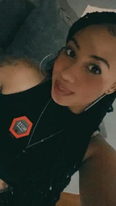 Abbyy_Rosse_ Public Immagine  2