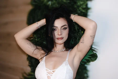 LadyAnyaa Public Foto 2