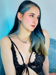 CharlotteStuart Cute🌺 Gambar 9