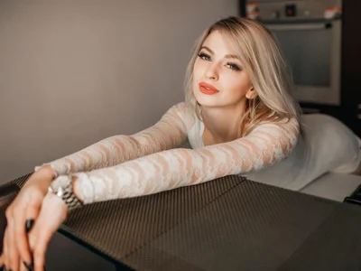 _britney_white_ Public Billede 4