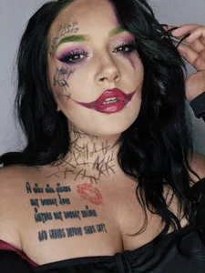 Jinyxx3 Joker cosplay 🃏💜 Foto