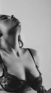 Brenda_jamess Black and white Billede 6