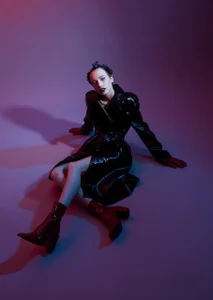 wwhitewwwidoww: Public ( 2 фото)