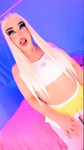 Valentina_Smith2 🌸✨🌸✨🌸✨🌸✨🌸✨🌸✨🌸 Pic 2