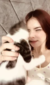 Hanni_Dulce 𝙻𝚞𝚔𝚒💞✨ Poză 2