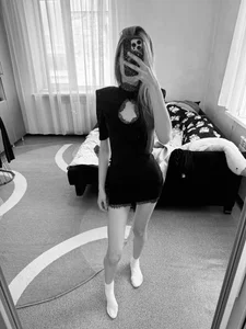 Laura_Evance Public slika 4