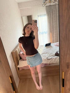 MargaretShyandSkinny purchasing things <3 টি ছবি