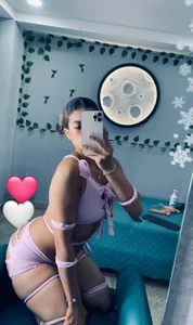 Aurora_Blackmont Sexy Aurora 🫣❤️‍🔥 Pic 2