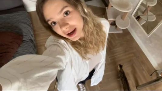 RethaBasich Timid Foto 7