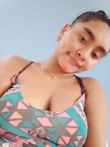 Lela-Chanel Public slika 5