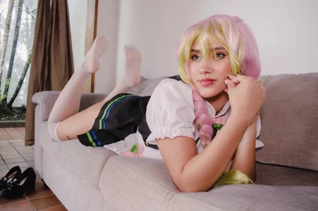 kristal_aitana Mitsuri cosplay🩷🤍💚 Pic 7