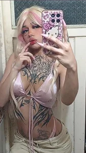 Roxy-Sweett Public Foto 6