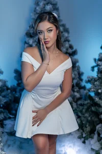 RebeccaHudson kullanıcısının Winterfell Christmas albümü -  2 fotoğraf