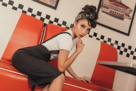 ValeriaVelvet Pleasure of the 80s ♥ Pic 2