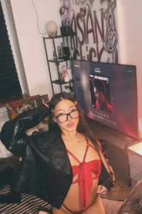 EIeniVanwart New photos Immagine  2