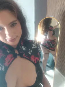 Public od Sofiia_Carson_  2 snímek