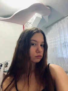 Brenda_Puff Public slika 2